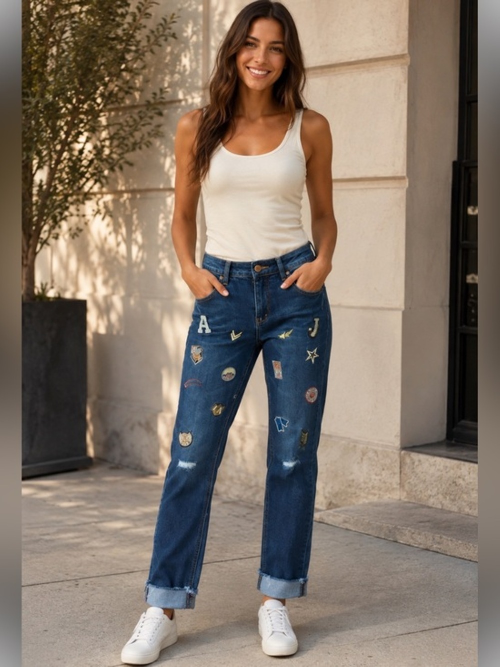Roma Studios Embroidered Patch Cuffed Boyfriend Jeans Size 7 Dark Wash Y2K